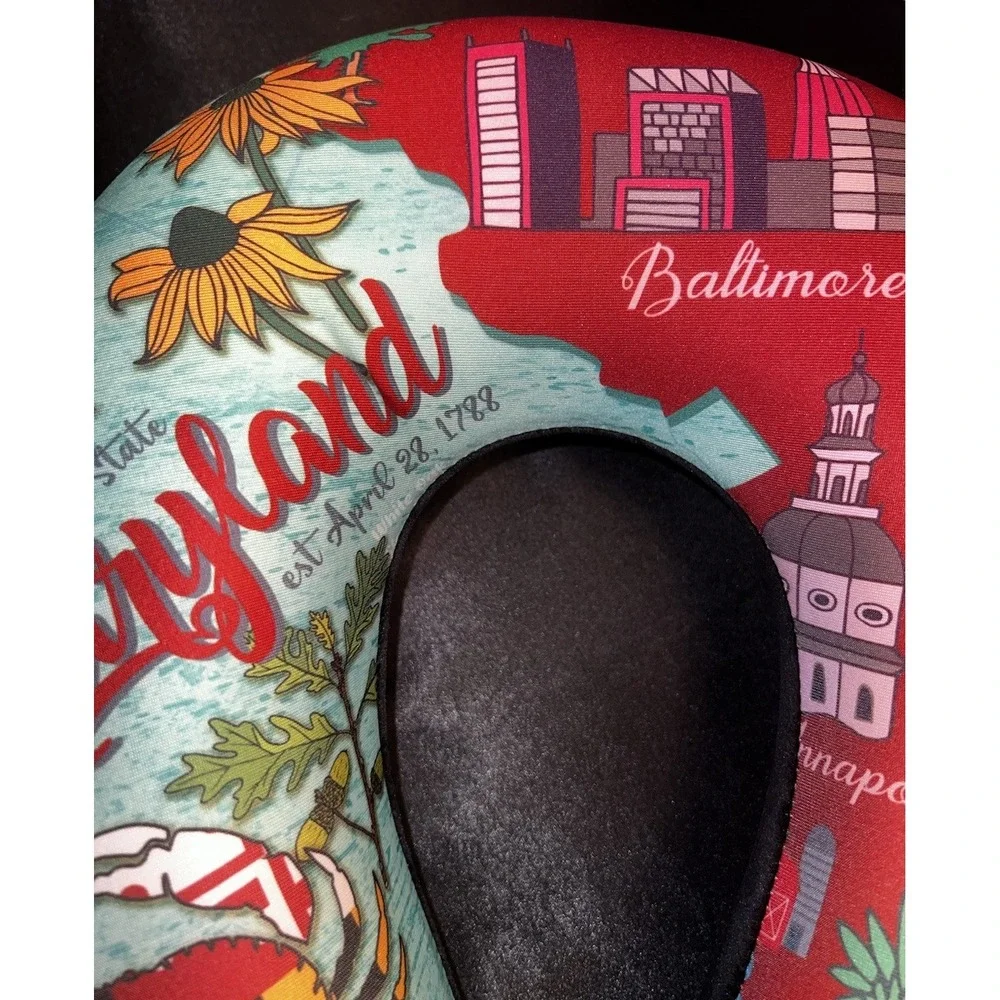 Baltimore, Maryland Souvenir travel neck pillow